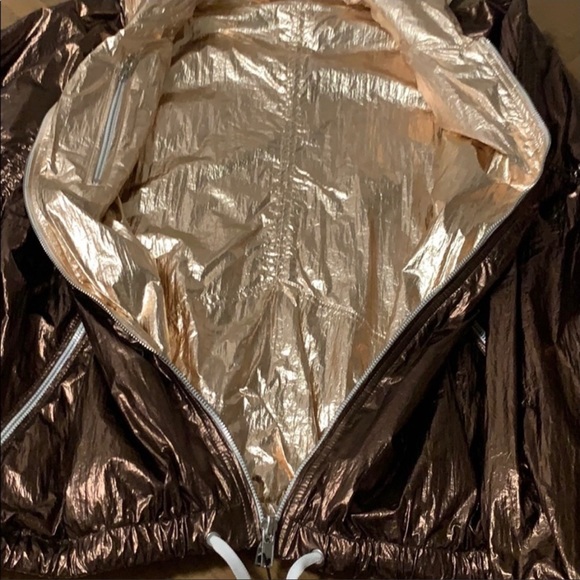 BLANK NYC Metallic Reversible Windbreaker - Picture 6 of 6